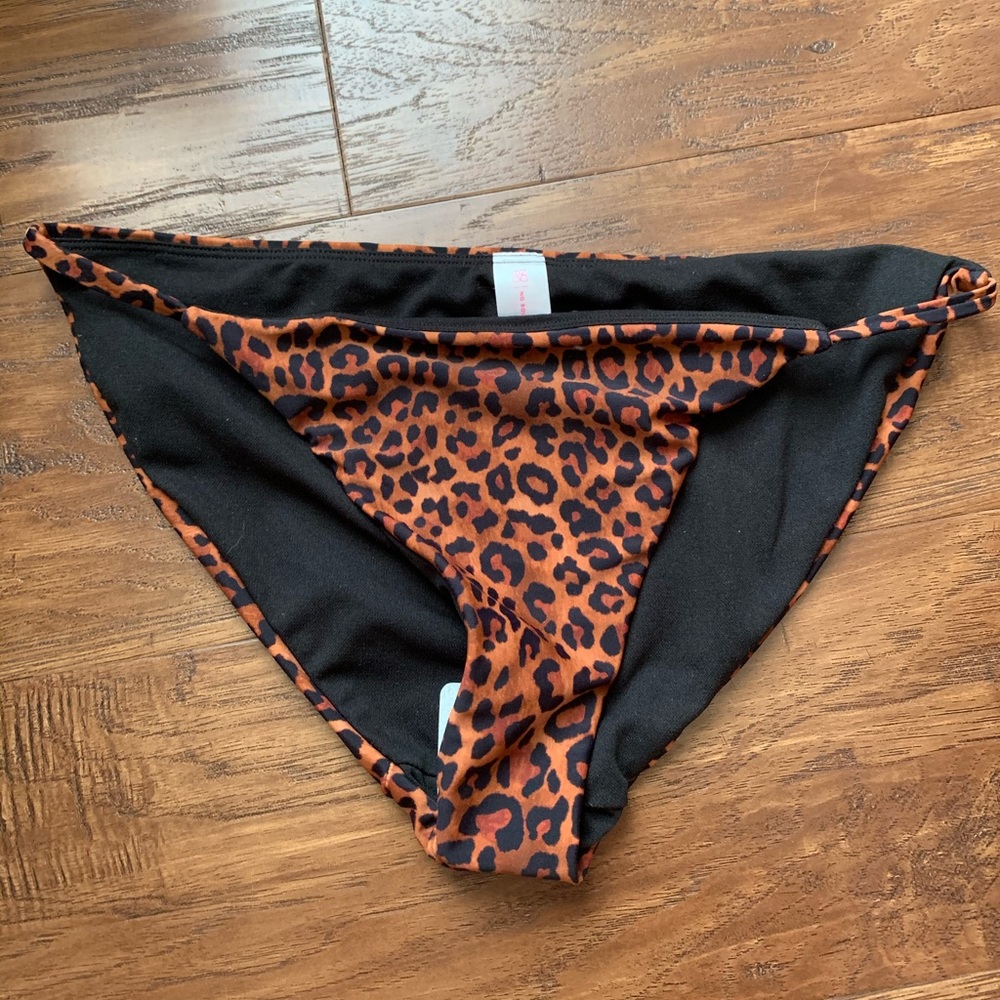 Cheetah/ Leopard print bikini bottoms
